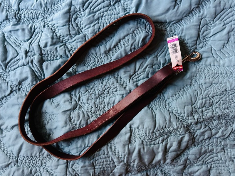 NWT 6FT Genuine Leather Dog Leash / Lead with Brass Hardware, Chestnut Brown