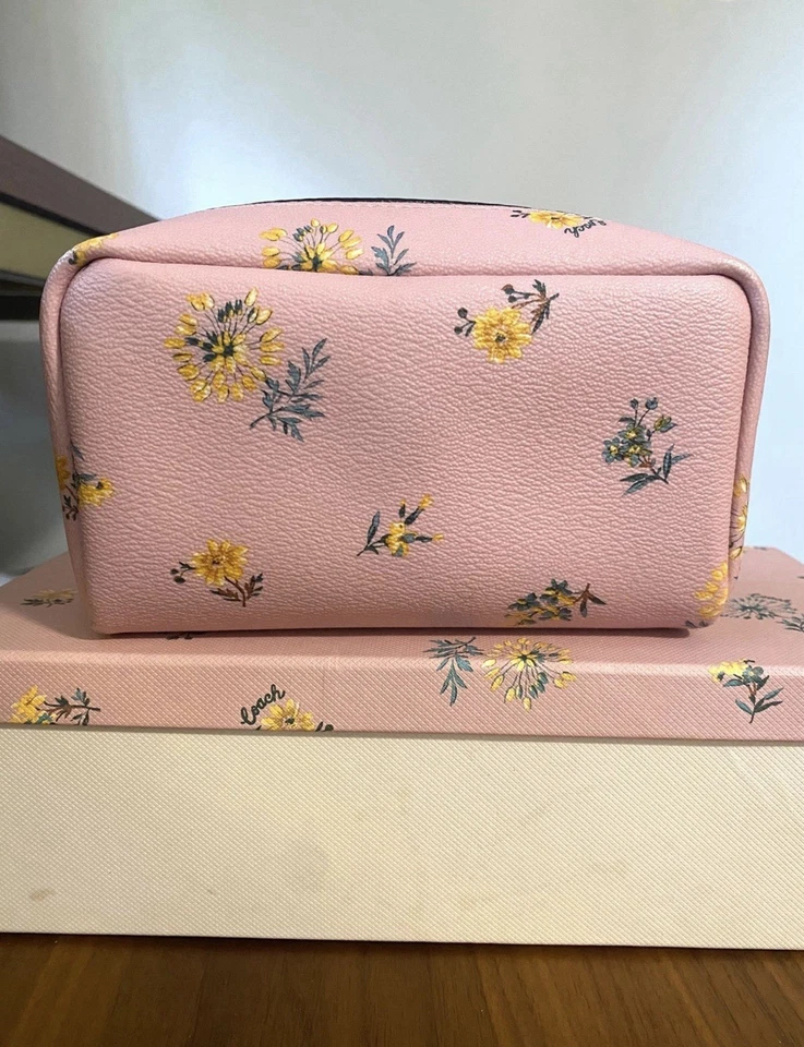 Estuche de maquillaje Coach Cosmetics rosa con estampado floral nuevo sin etiquetas Foto 2 de 4