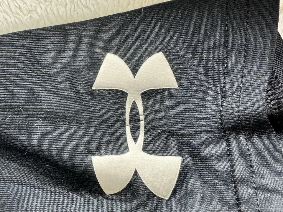 Camisa holgada Venom Under Armour Marvel Alter Ego Foto 4 de 4