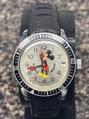 Vintage Disney Bradley Mickey Mouse Sport Diver Swiss Watch Runs