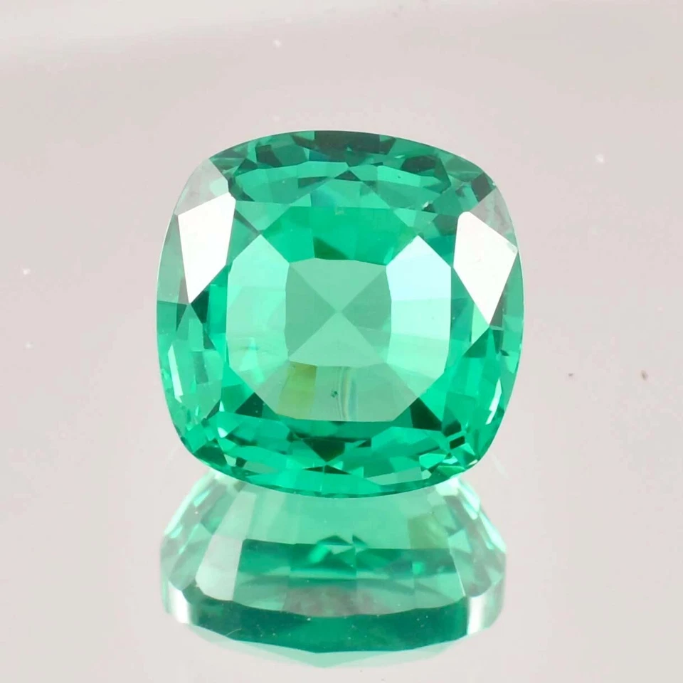 10x10 MM Natural Green Colombian Emerald Cushion Cut Loose Gemstone Certified - Image 2 of 4