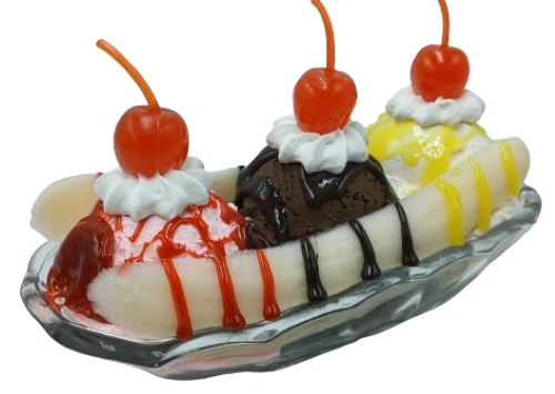 Handmade Banana Split Sundae Food Prop - Thumbnail 2
