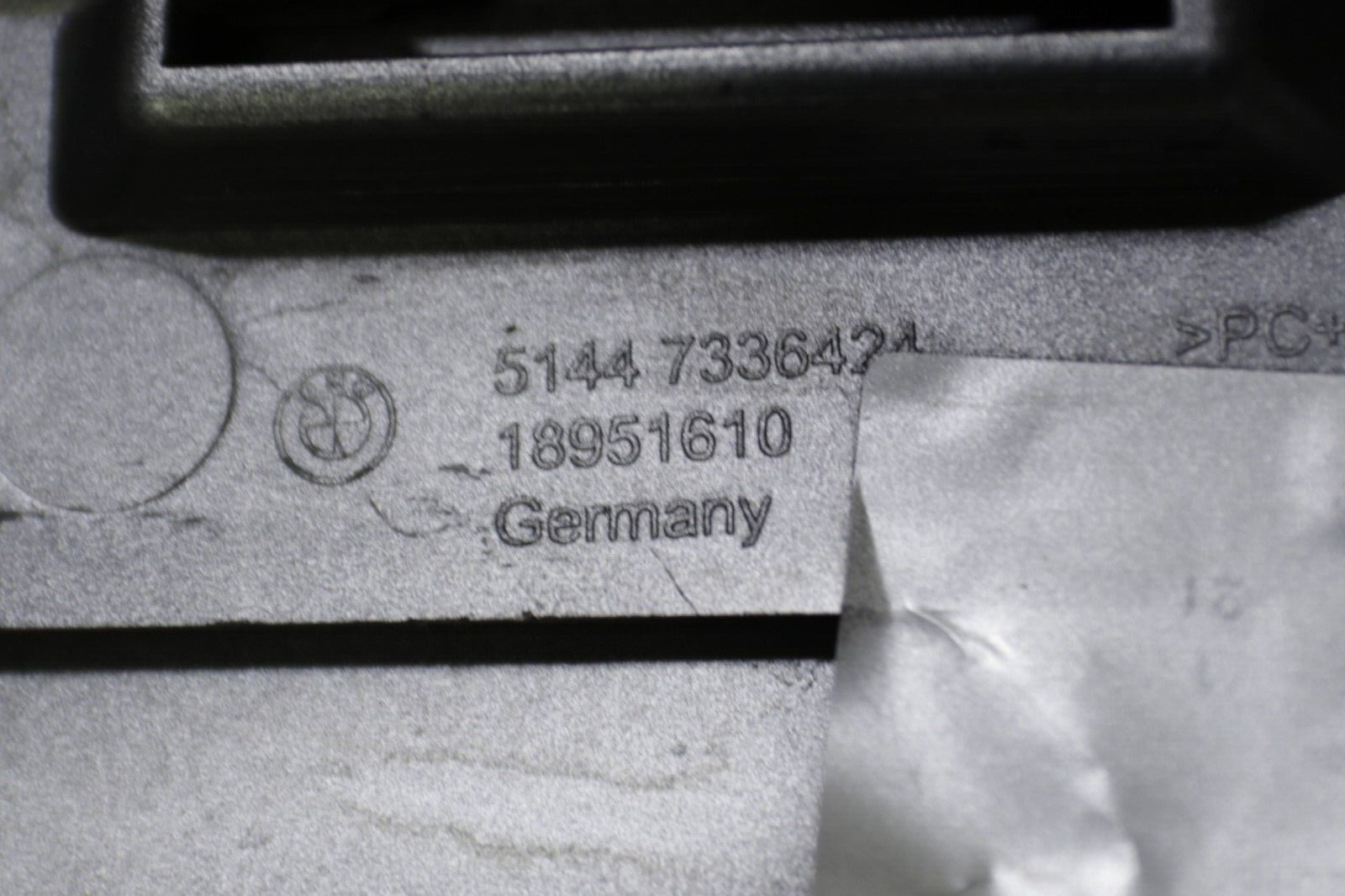 *Damaged* BMW i8 I12 Front Right Upper Roof Molding Panel 2015 - 2020 OEM