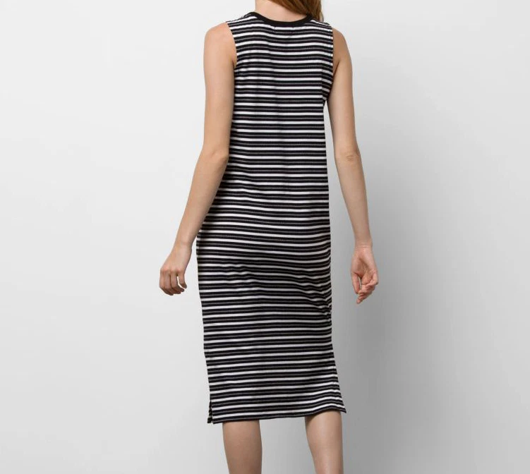 Vestido VANS Off The Wall para mujer mini cuadros blanco y negro a rayas  Foto 2 de 3