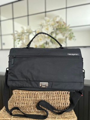 Hedgren Umhängetasche schwarz verstellbarer Riemen Taschen