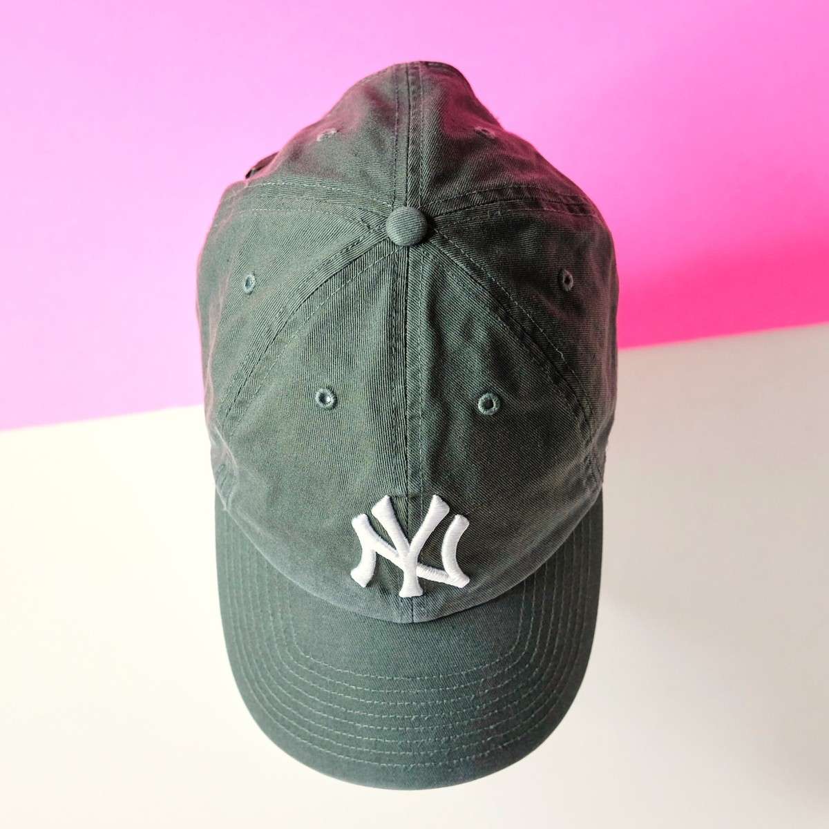 \'47 Clean Up Adjustable Baseball Cap with NY Embroidery - Olive New York Yankees 47 Brand MLB New York Yankees Cap - green (moss) main image 4