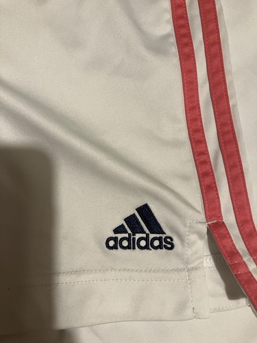 Real Madrid Adidas White And Pink Football Shorts 11-12 Years - Picture 5 of 5