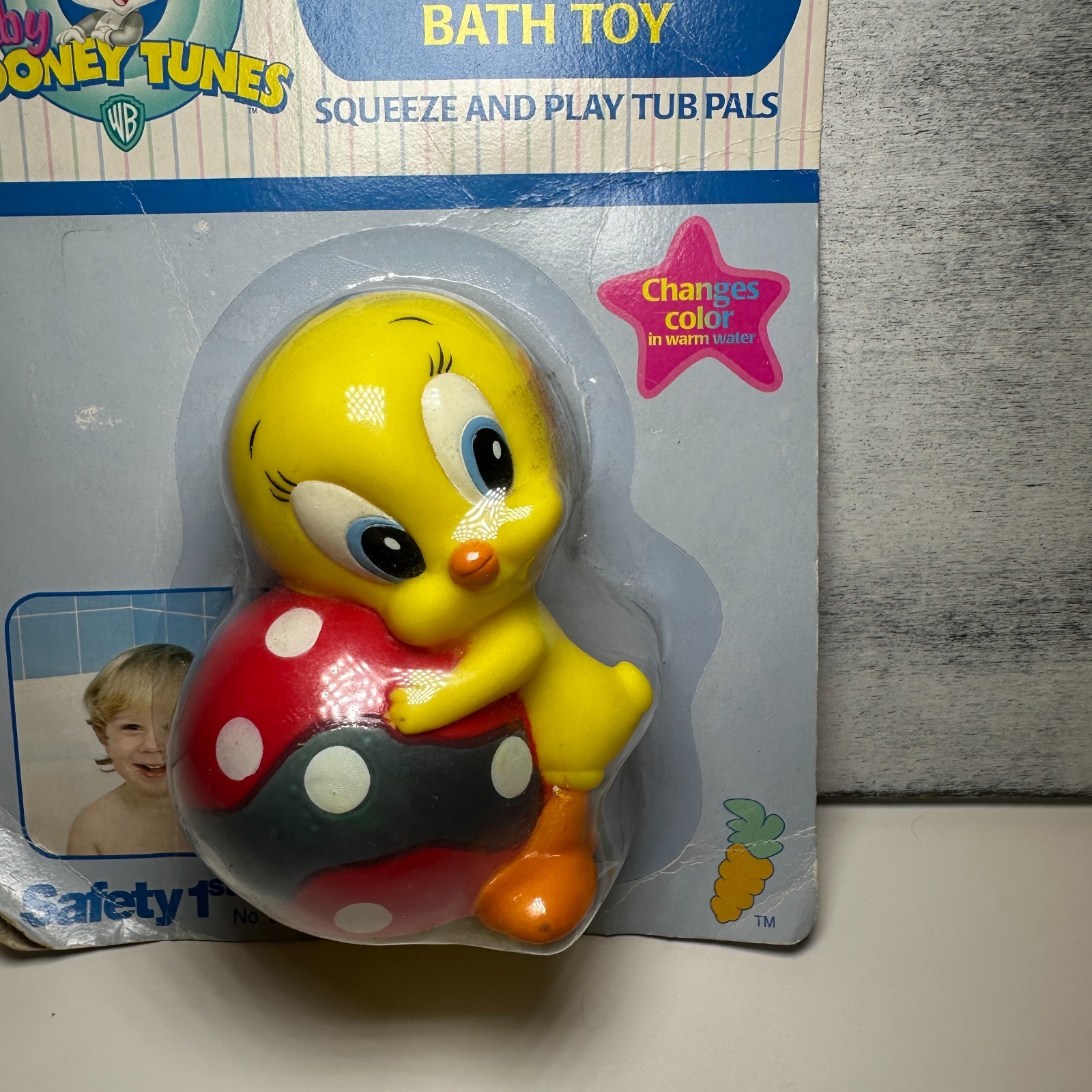 Vintage Baby Looney Tunes Color Changing Bath Toy – New in Packaging