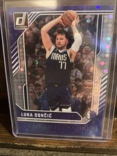 2024-25 Panini Donruss - Franchise Features Luka Dončić #17 Blue Disco /75