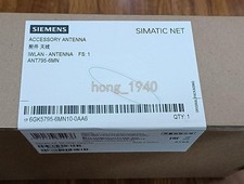 ONE NEW SIEMENS 6GK5795-6MN10-0AA6 6GK5 795-6MN10-0AA6