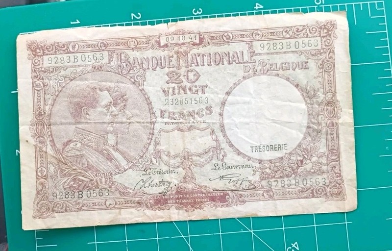 BELGIUM, 20 FRANCS 1944 P#111, 