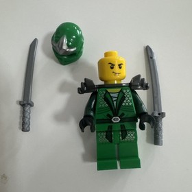 LEGO Green Ninja Ninjago Lloyd ZX Minifigure with 2 Swords 9450