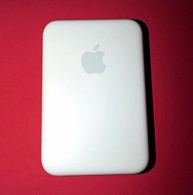 Apple MagSafe Battery Pack Powerbank magnetisch, kabellos, Weiß