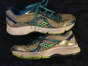 saucony ignition 4