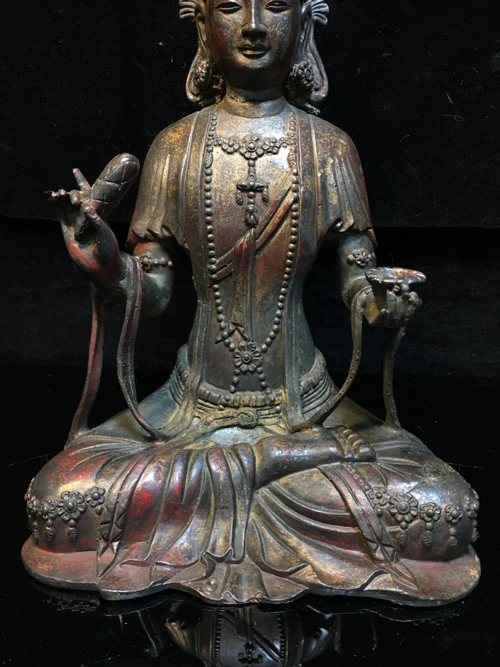 9.2" old  Tibet  Buddhism  Pure copper  a buddism godness guanyin  Buddha statue - Image 3 of 4