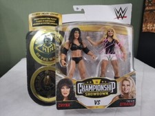 ✍️🤼 NEW SIGNED WWE/F Championship Showdown #5 Chyna VS Trish Stratus Figure Set
