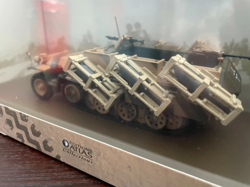 Marco de gusano ATLAS Military SdKfz 251 Foto 4 de 4
