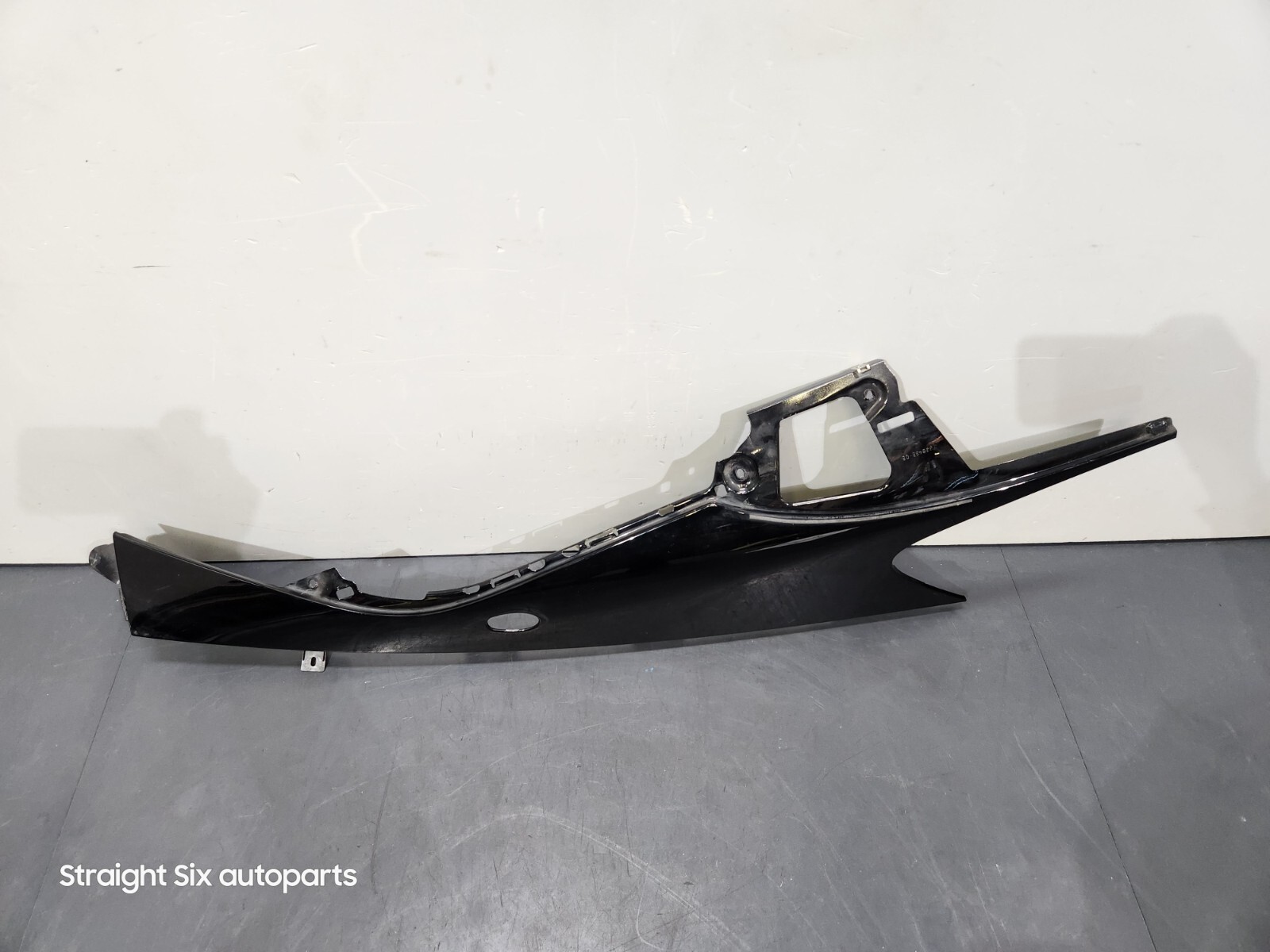 ✅ 14-20 OEM BMW i8 Rear Passenger C Pillar Quarter Trim Cover Body Panel Black 2