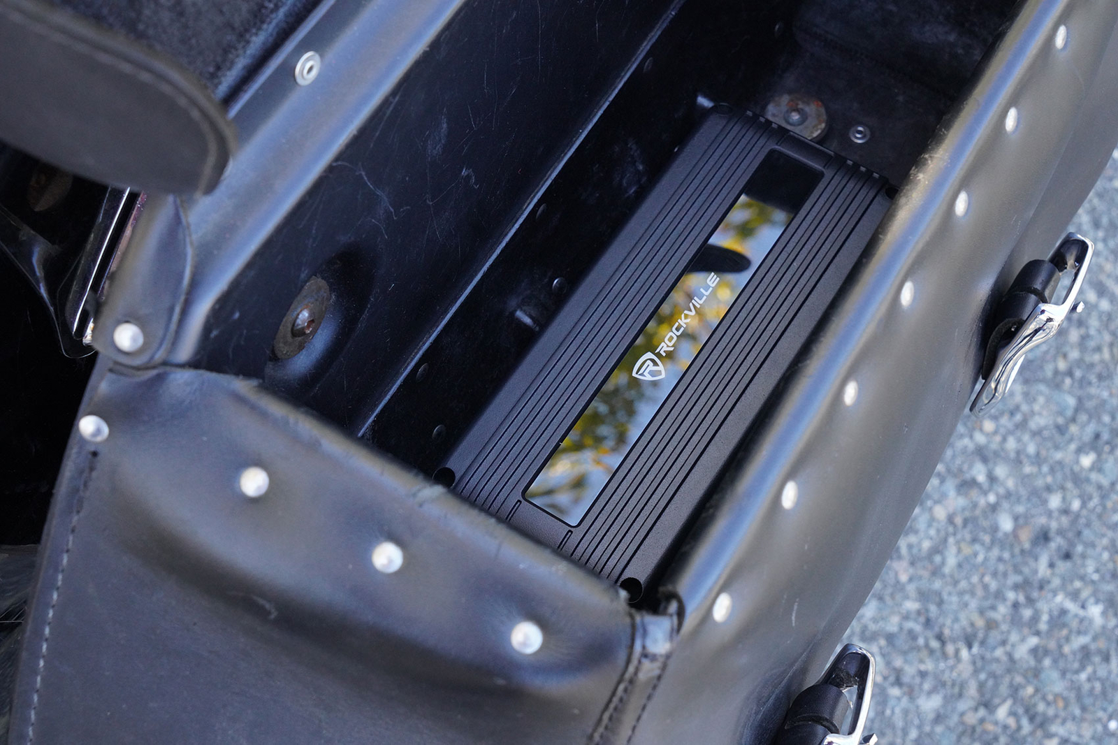 Панельные колонки Rockville RZL6 65 мощностью 600 ВтУсилитель для Polaris RZR 900 2015-2018 годов выпуска