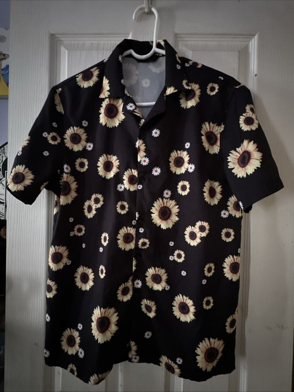 Shein Mens Black Yellow Sunflower Button Down Shirt Small