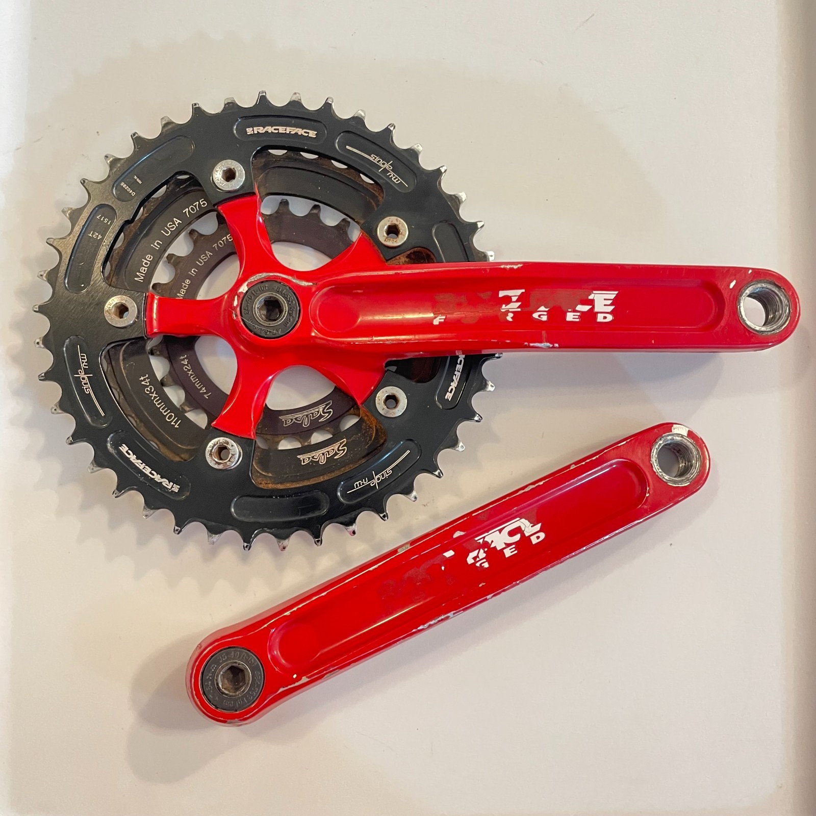 Vintage Race Face Turbine Forged Triple Crankset 5-Arm Red 1