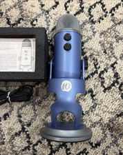 Blue Yeti Microfono USB per PC e Mac, Edizione 10 Anniversario (988-000422)