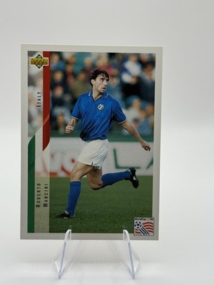 Roberto Mancini 1994 Upper Deck World Cup USA Soccer Card # 152 Italy