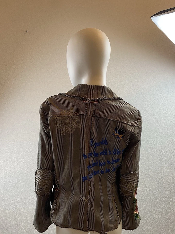 Blazer bordado Johnny Was 3J Workshop com pássaros e flores tamanho médio - Imagem 2 de 4