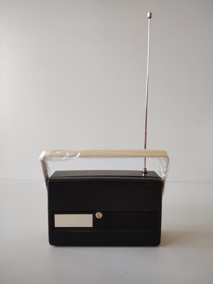 Hitachi WH-837E 3 band 8 transistor radio model | eBay