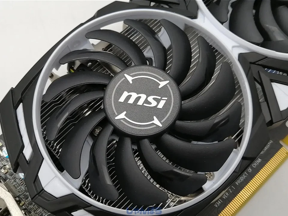 msi Radeon RX470 ARMOR 8G Graphics Card used - Image 4 of 4