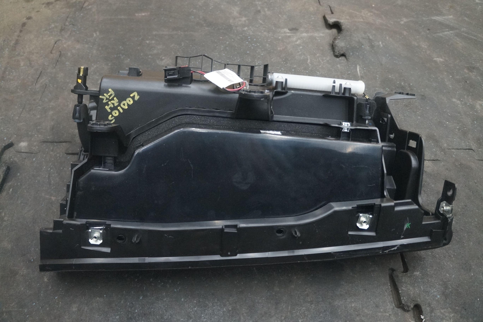 Glove Box Dash Compartment Black 670019381 OEM Maserati Ghibli M157 2015