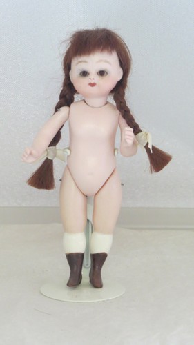 Poupée Mignonnette Reproduction Jumeau – 14 Cm, Tête Bisque, Yeux Verre, Mohair Châtain