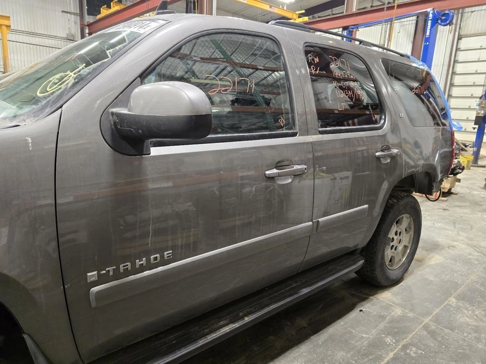 2008 CHEVROLET TAHOE Passenger side Running Board E864784 Foto 2 de 4