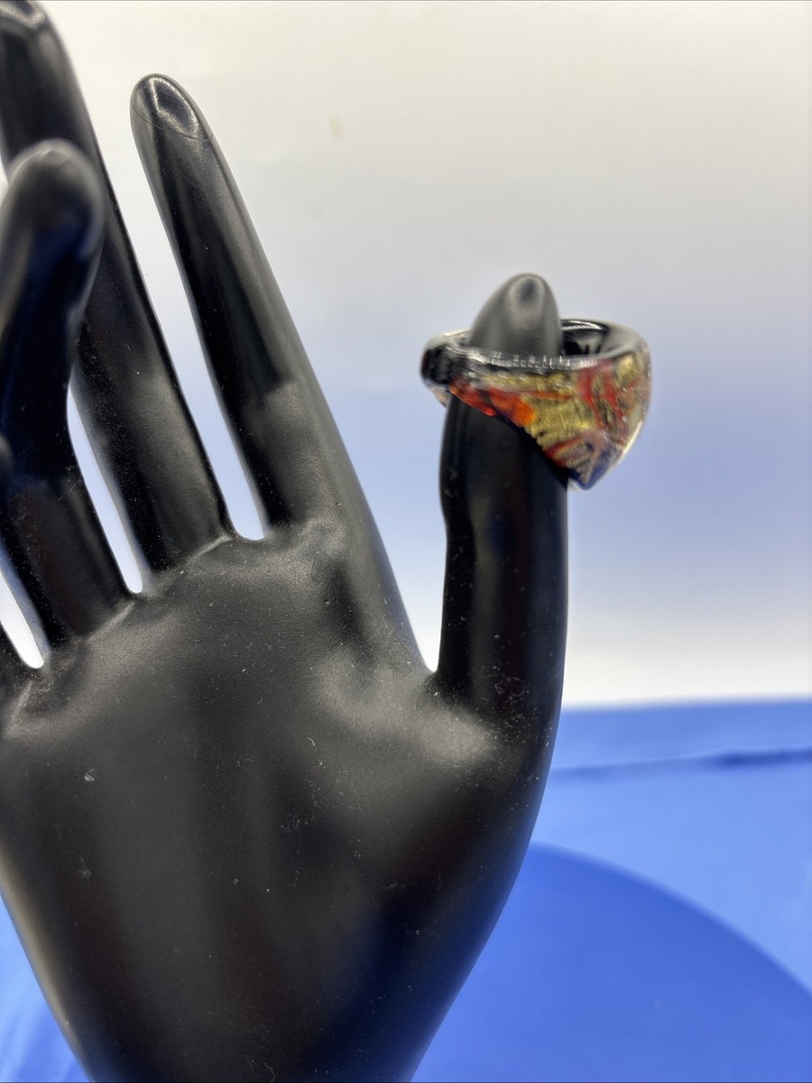 Vintage Murano Style Art Glass Ring Size 5.5. View 3