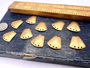 10 Pcs Vintage Gold Brass Shield 3 To 1 Connectors Jewelry Findings Lot 1980s