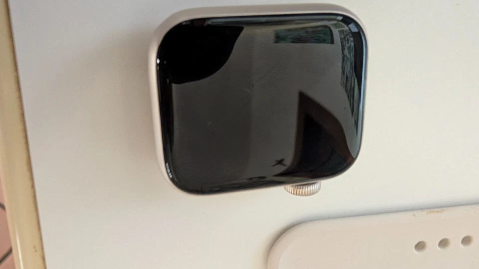APPLE Watch SE 3 GPS 40 mm alluminio galassia Cinturino Sport galassia S/M, foto 3 di 5