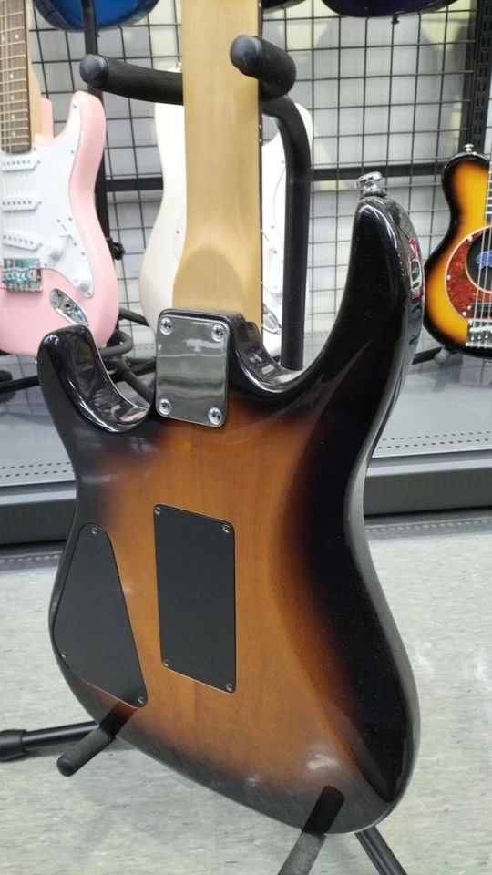 HAMER SLAMMER SERIES Diapasón de palo de rosa con cuello de arce usado Sunburst Foto 4 de 4