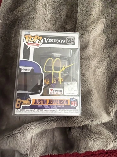 Justin Jefferson Signed Funko Fanatics Beckett Authentication Minnesota Vikings