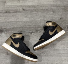 Air Jordan 1 Retro High OG GS Black Gold