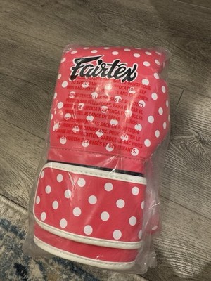 FAIRTEX BGV14P MUAY THAI KICK BOXING GLOVES PINK DOT 16 OZ CLEARANCE SALE