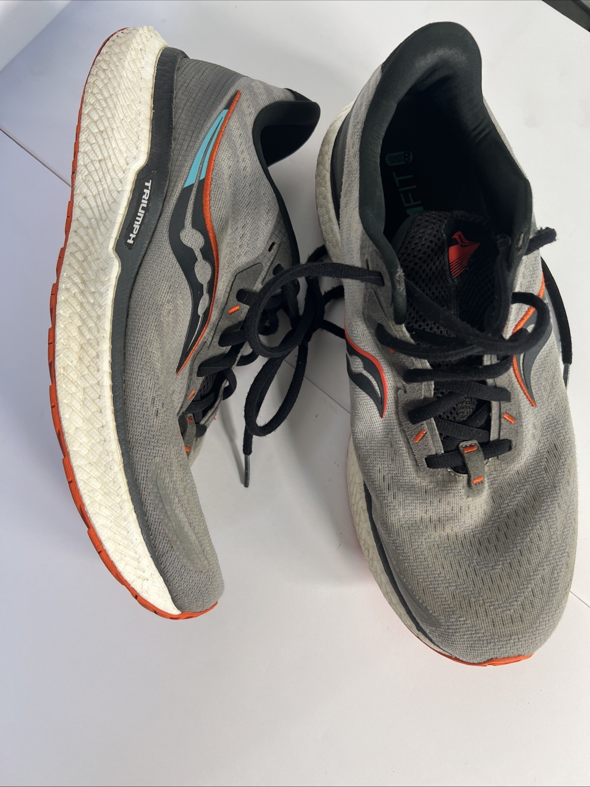 Saucony Triumph 19 Running Gym Exercise Performance Outdoor Shoes Mens 11