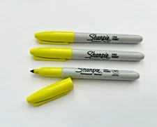 New Yellow Sharpie Markers Fine Point Permanent Marker - Set of 3