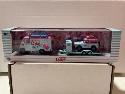 M2 Cherry Coke Hauler 1948 Ford Parcel Truck 4X4 & 1966 Ford Bronco 750 CHASE