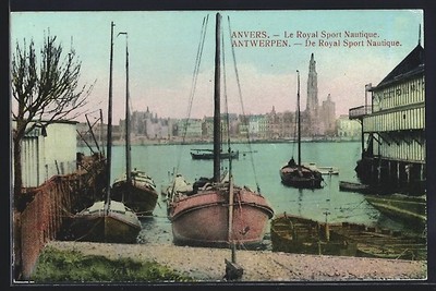 Old postcard Antwerp / Antwerpen, le Royal Sport Nautique / de Royal Sport Nautiqie 