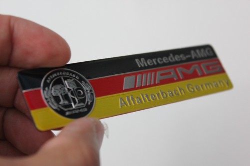 Emblema insignia interior Mercedes AMG para A35 A 45 C45 C63 E53 E63 S63 GLE CLE S63 - Imagen 2 de 2