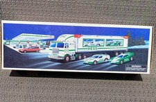 Hess Truck And Racers - 1997