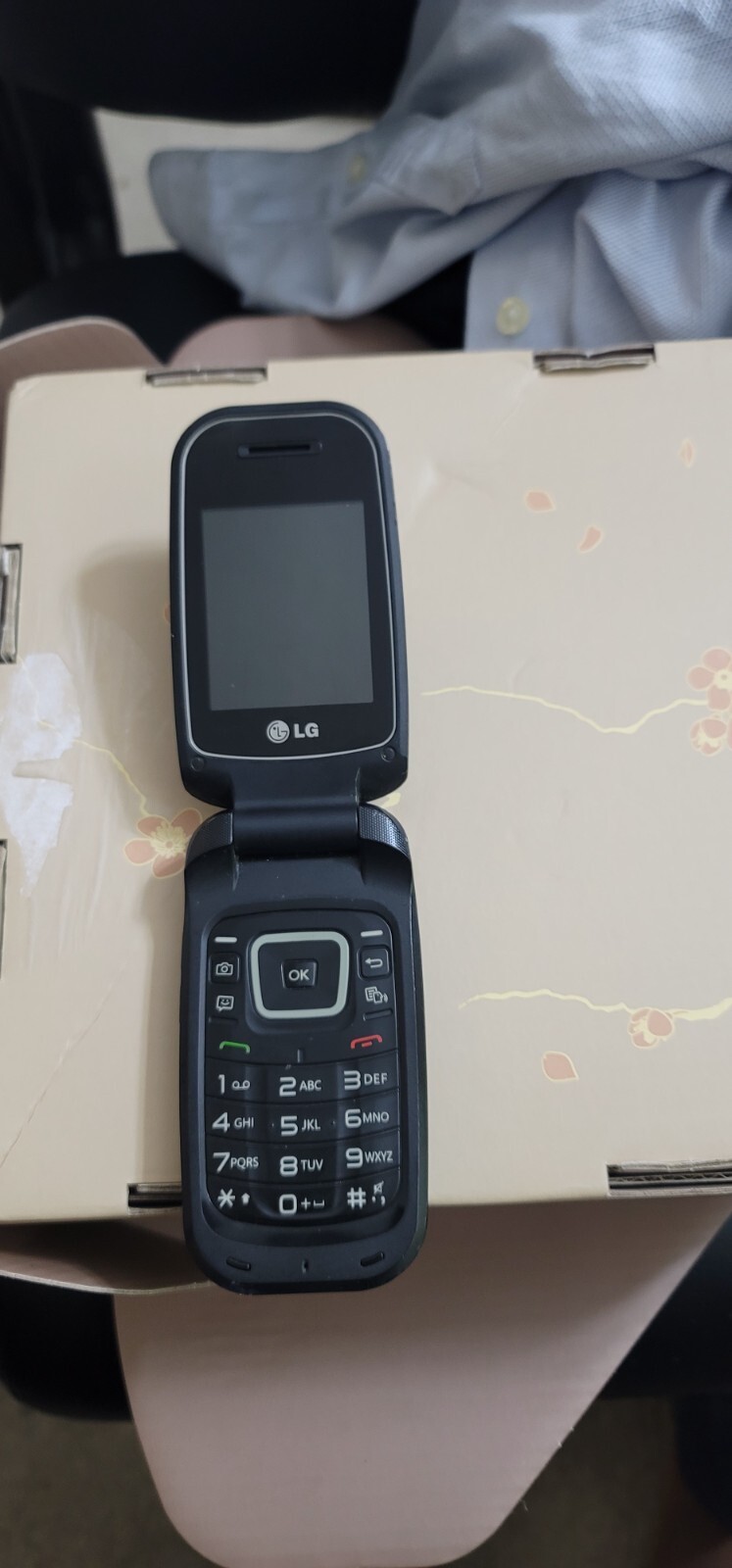 6/10 LG C441 B471 FLIP UNLOCKED CELL PHONE CELLULAR ROGERS TELUS BELL