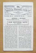 ARSENAL v READING Reserves Comb Cup 1946/1947 Good Condition Football Programme