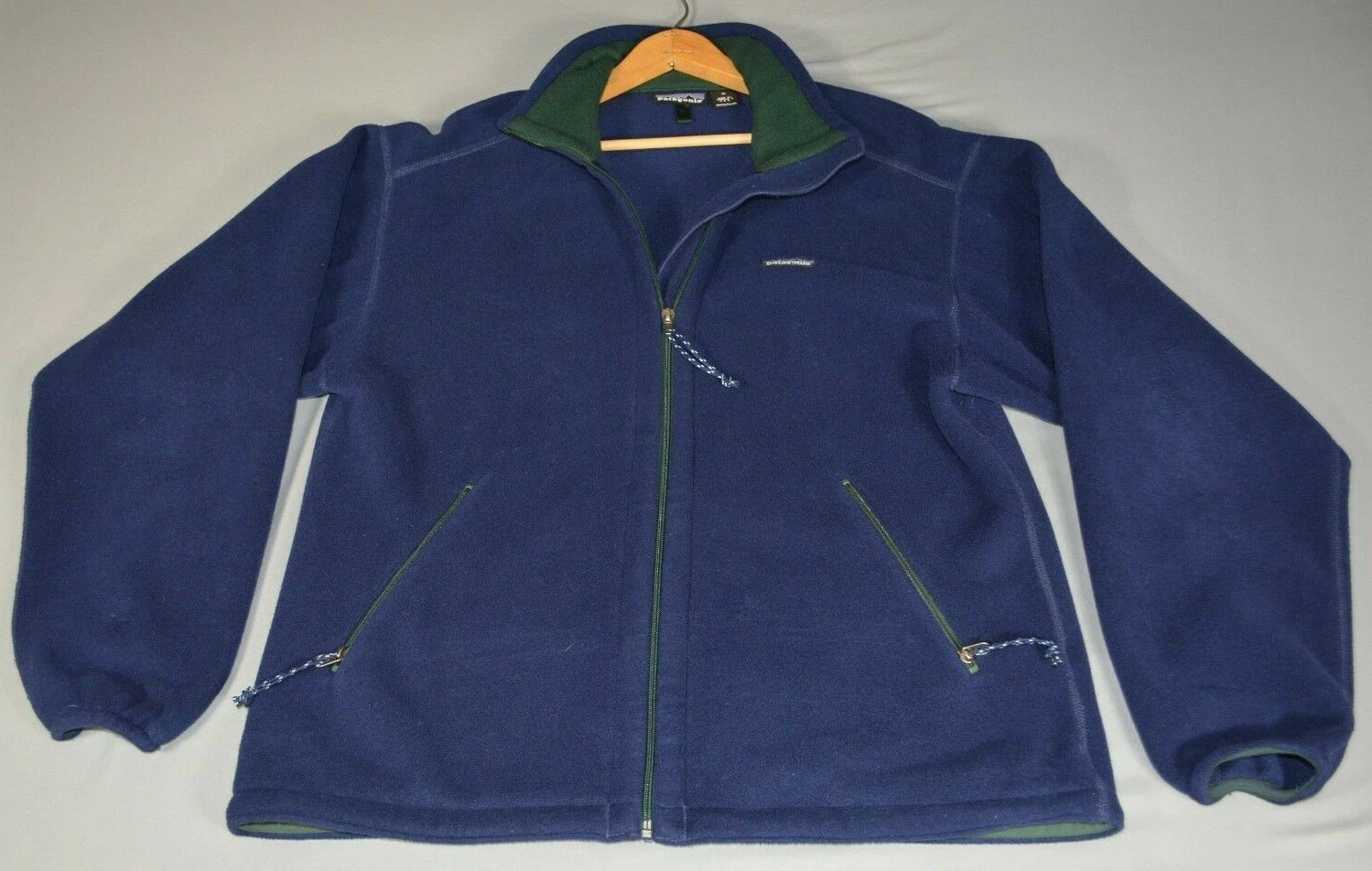 Vintage Patagonia Men's Full Zip Fleece Jacket #25322 MADE IN USA Blue - Size M*