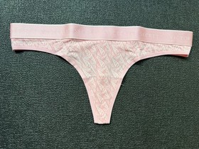 5 Pack Victoria&rsquo;s Secret sz M Logo Cotton Thong String Panties Bundle Lot Set